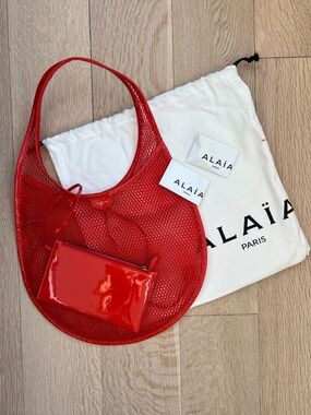 Alaia Red Mesh Medium One Piece Shoulder Bag